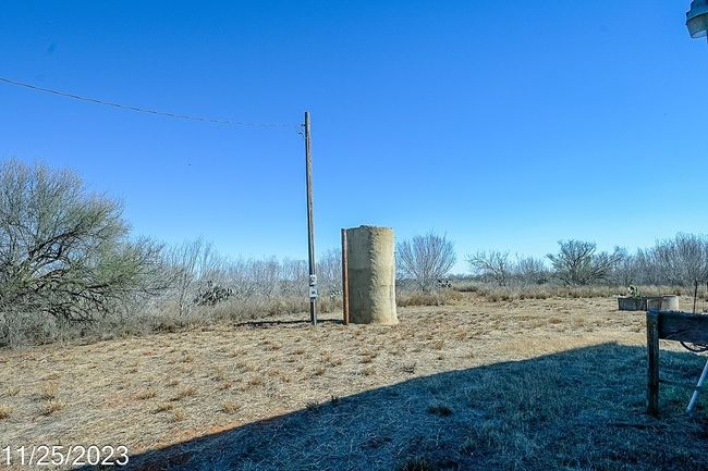 3 Us Hwy 85, Home with 0 bedrooms, 0 bathrooms and null parking in Dilley TX | Image 22