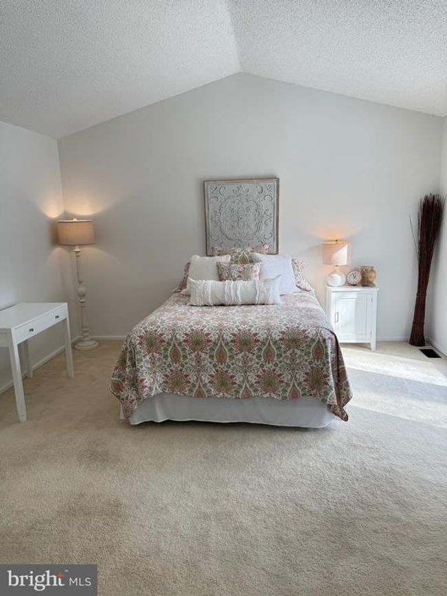 59 Sapphire Ln, Townhouse with 3 bedrooms, 3 bathrooms and null parking in Franklin Park NJ | Image 11
