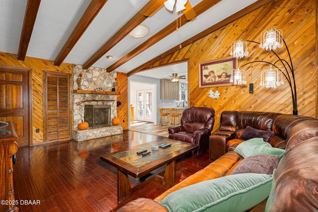 894 Quarters Ct, House other with 3 bedrooms, 2 bathrooms and null parking in Port Orange FL | Image 17