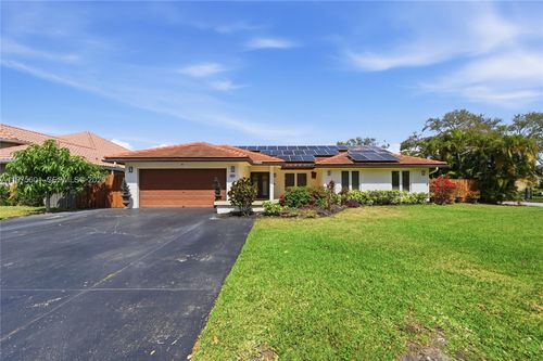 10003 Nw 53rd Ct, Coral Springs, FL, 33076-2422 | Card Image