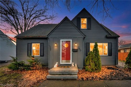 260 Prairie Dr, Akron, OH, 44312-1263 | Card Image