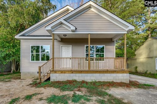 213 Spreading Branch Dr, Hopkins, SC, 29061-9344 | Card Image