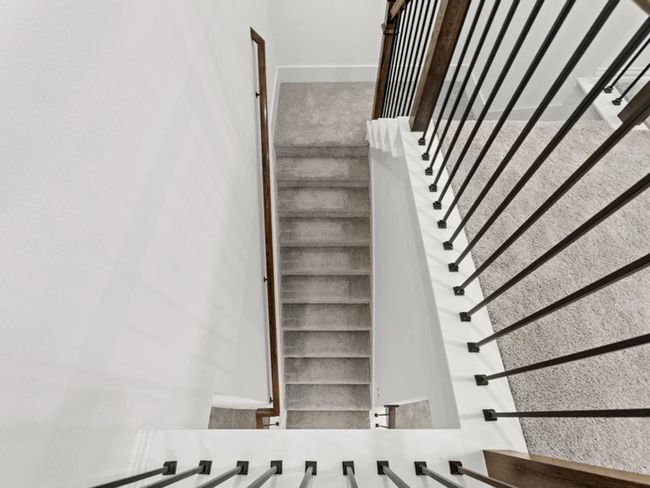 transfer 34. 1190 Daybreak Stairs 2 | Image 30