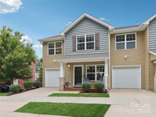 198 Alpine Ridge Dr, Asheville, NC, 28803-8837 | Card Image