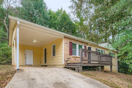 10133 Morris Dr Sw, Covington, GA, 30014-3725 | Card Image