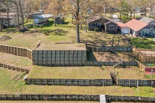 221 Kokomo Run, House other with 3 bedrooms, 2 bathrooms and 2 parking in Pointblank TX | Image 25
