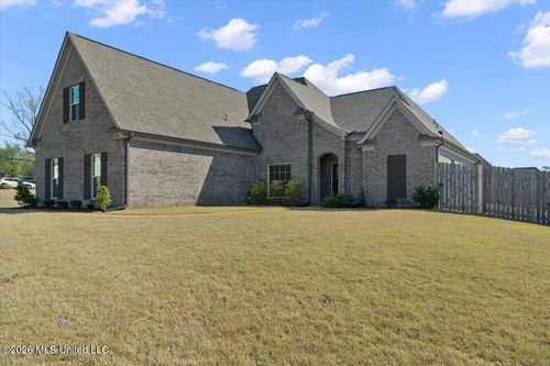 1948 Ava Dr, Nesbit, MS, 38651-1034 | Card Image