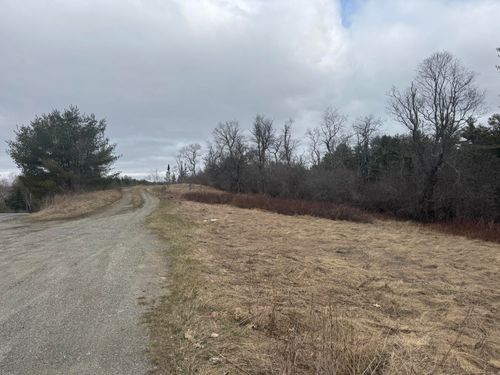 213 Sheepscot Road, Newcastle, ME, 04553 | Card Image