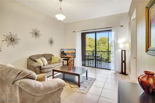 1427-13651 Julias Way, FORT MYERS, FL, 33919-6218 | Card Image