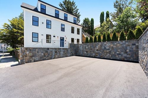 apt-3-290 Washington St, Marblehead, MA, 01945-4412 | Card Image