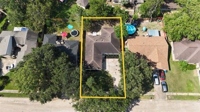 5919 Bihia Forest Drive, House other with 4 bedrooms, 2 bathrooms and null parking in Houston TX | Image 2