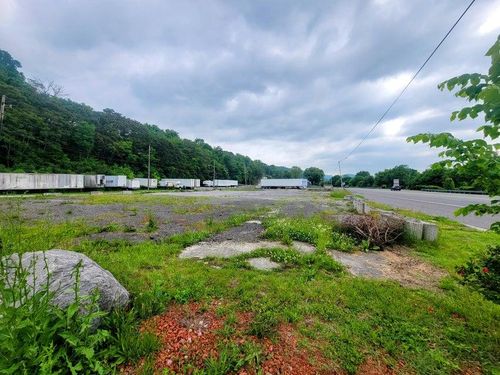 2783 Virginia Ave, Narrows, VA, 24124-2273 | Card Image