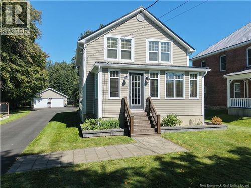 1082 Main St, Sussex Corner, NB, E4E2Z8 | Card Image