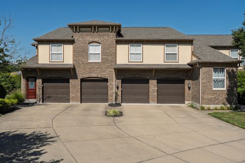 2229 Rolling Hills Dr, Covington, KY, 41017-5132 | Card Image