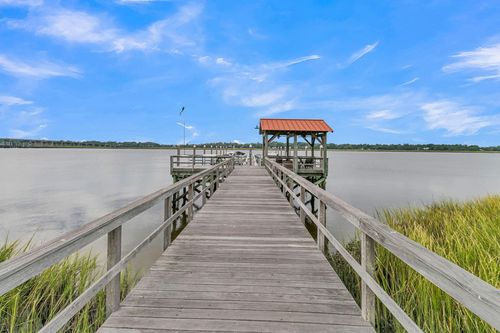 302-4247 Faber Place Dr, North Charleston, SC, 29405-8599 | Card Image
