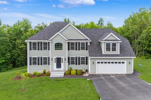 265 Standish Ln, Hudson, NH, 03051-4505 | Card Image