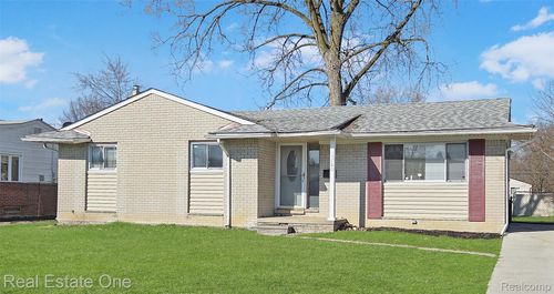 15760 Oakbrook St, Romulus, MI, 48174-3230 | Card Image