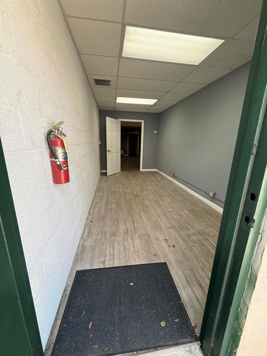 Commercial Sale in Pompano Beach 5