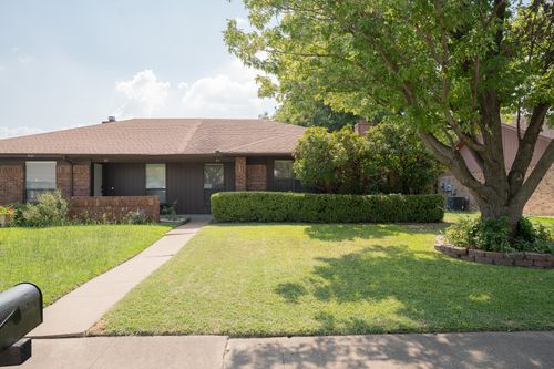 310 Cole St, Garland, TX, 75040-3747 | Card Image