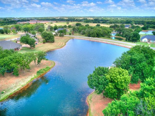 2218 Wintercreek Blvd, Blanchard, OK, 73010-4199 | Card Image