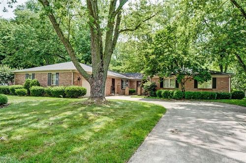 5526 Red Coach Rd, Centerville, OH, 45429-6116 | Card Image