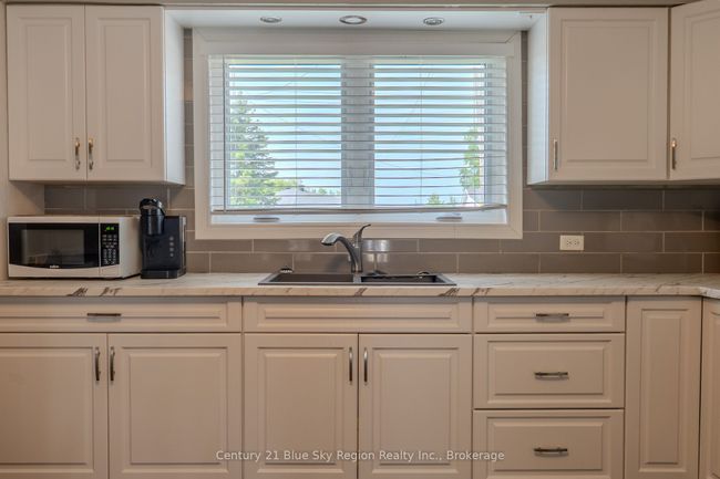 240 Cache Bay Rd, House other with 2 bedrooms, 1 bathrooms and 8 parking in Sturgeon Falls ON | Image 4