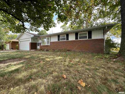 2416 W Overhill Road, House other with 3 bedrooms, 1 bathrooms and null parking in Peoria IL | Image 1