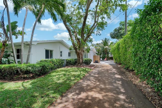 7340 Sw 123 Rd Ter, House other with 5 bedrooms, 3 bathrooms and null parking in Pinecrest FL | Image 27