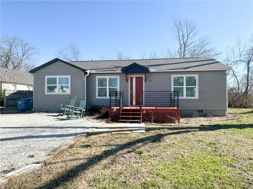 707 Se C St, Bentonville, AR, 72712-5951 | Card Image