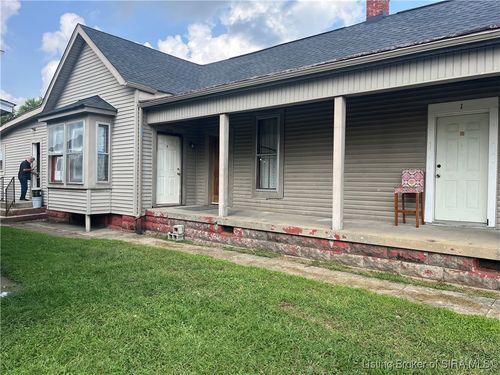 1711 Charlestown Rd, New Albany, IN, 47150-2549 | Card Image