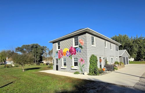 324 7th St, La Porte City, IA, 50651-1642 | Card Image