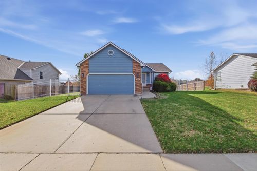 705 S Westview Cir, Andover, KS, 67002-9336 | Card Image