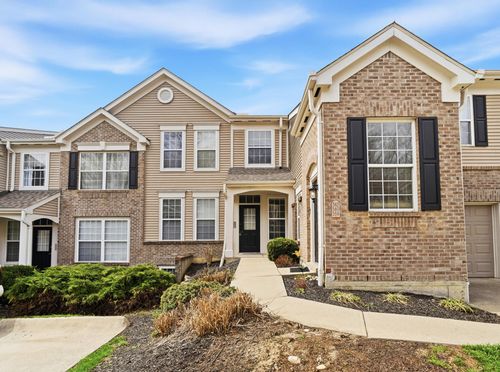 562 Rivers Breeze Dr, Ludlow, KY, 41016-1704 | Card Image