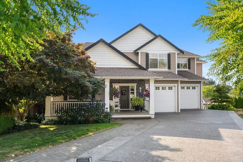 35179 Laburnum Ave, Abbotsford, BC, V2S8P3 | Card Image