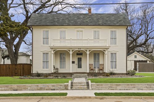 616 W Virginia St, Mckinney, TX, 75069-4542 | Card Image