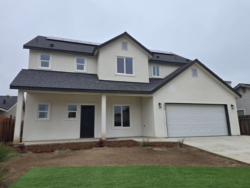 2032 E Pershing Ave, Visalia, CA, 93292-3973 | Card Image