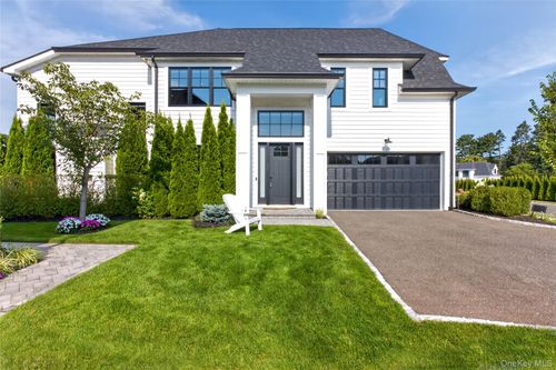 78 Three Ponds Lane E, Oyster Bay, NY, 11797 | Card Image