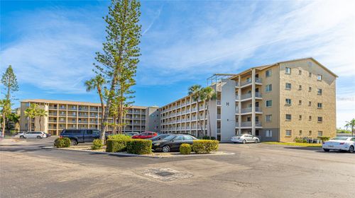 310-3763 Lake Bayshore Dr, BRADENTON, FL, 34205-5111 | Card Image