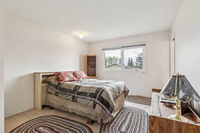 201 11 Ave Sw, House other with 4 bedrooms, 2 bathrooms and 4 parking in High River AB | Image 18