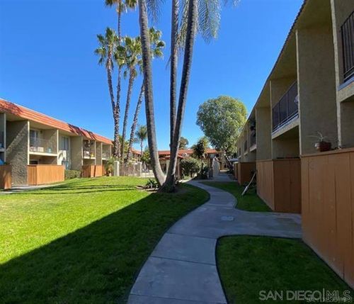 244-589 N Johnson Ave, El Cajon, CA, 92020-3158 | Card Image
