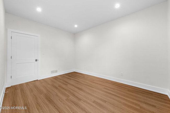 124 E River Rd, Home with 0 bedrooms, 0 bathrooms and 6 parking in Rumson NJ | Image 24