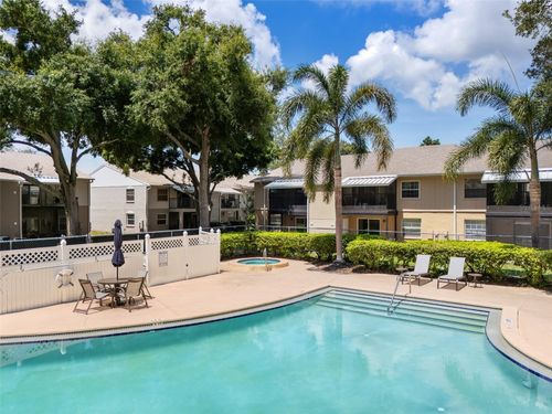m72-3812 N Oak Dr, TAMPA, FL, 33611-6598 | Card Image