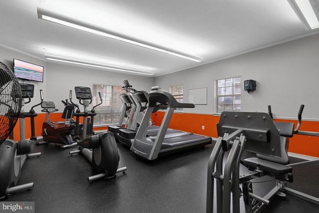 APT-1103 - 12160 Penderview Ter, Condo with 2 bedrooms, 1 bathrooms and null parking in FAIRFAX VA | Image 35