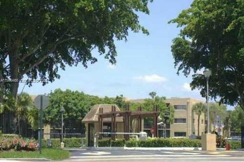 apt-305-8075 Sw 107th Ave, Miami, FL, 33173-4891 | Card Image