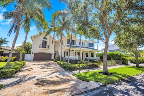 1958 Harbourview Dr, Fort Lauderdale, FL, 33316-3628 | Card Image
