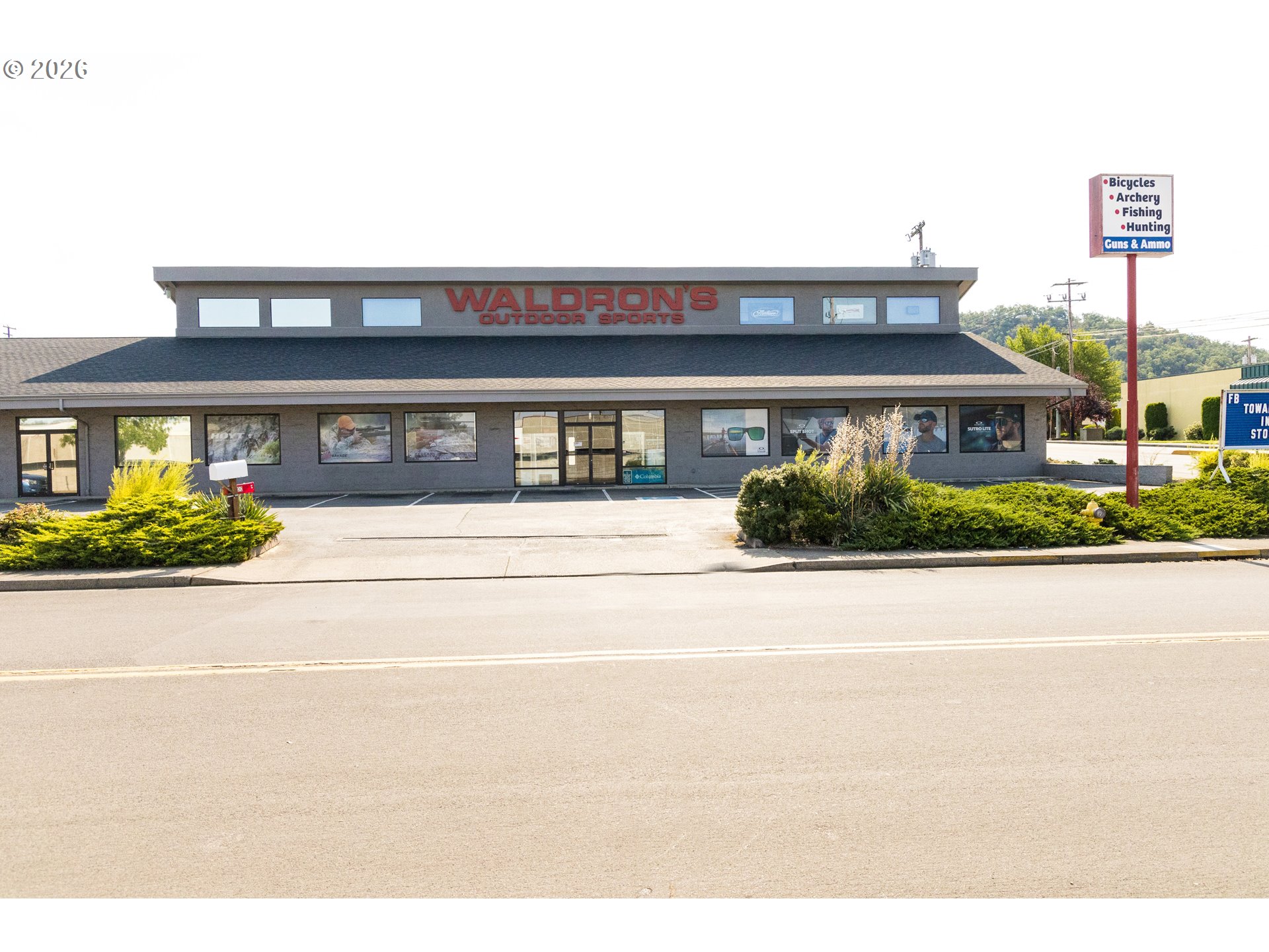 330 Ne Garden Valley Blvd, Roseburg, OR 97470