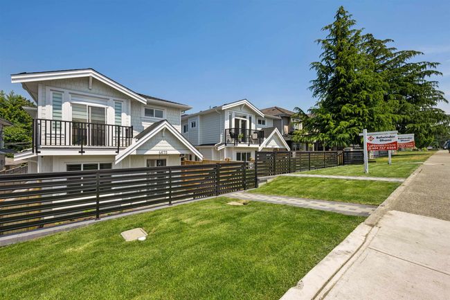 1 - 4677 Canada Way, Home with 3 bedrooms, 2 bathrooms and null parking in Burnaby BC | Image 19