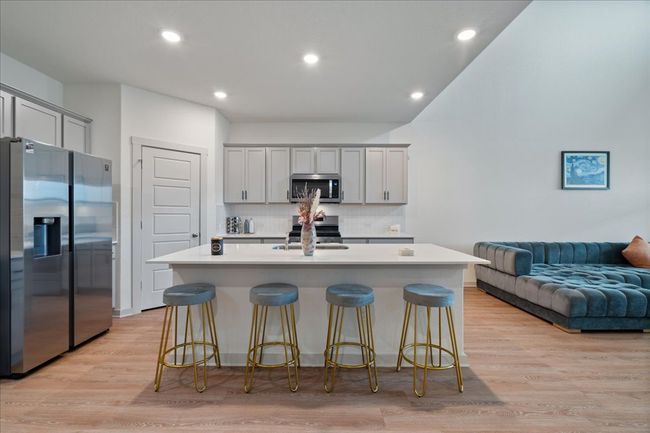13705 Mc Arthur Dr, House other with 4 bedrooms, 3 bathrooms and 4 parking in Manor TX | Image 5