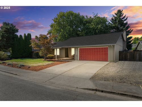 21240 Sw Lenore Ct, Aloha, OR, 97003-1652 | Card Image