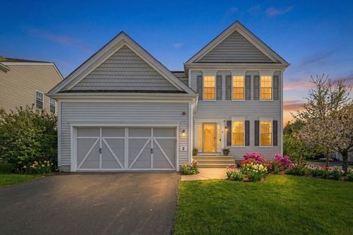 2 Grandview Dr, Hopkinton, MA, 01748-2776 | Card Image